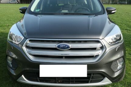 Ford Kuga 42.140 km 12.990 &euro; Mülheim Ruhr 45475