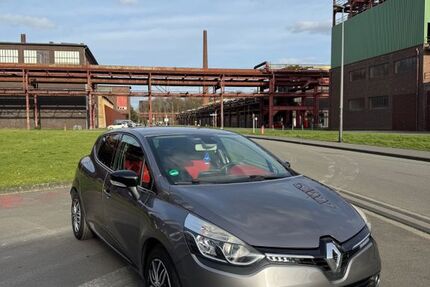 Renault Clio 40.000 km 9.499 &euro; Essen 45309