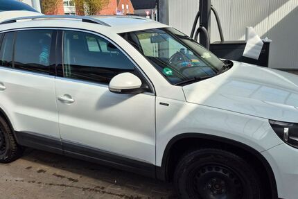 VW Tiguan 259.300 km 9.250 &euro; Dorsten 46286