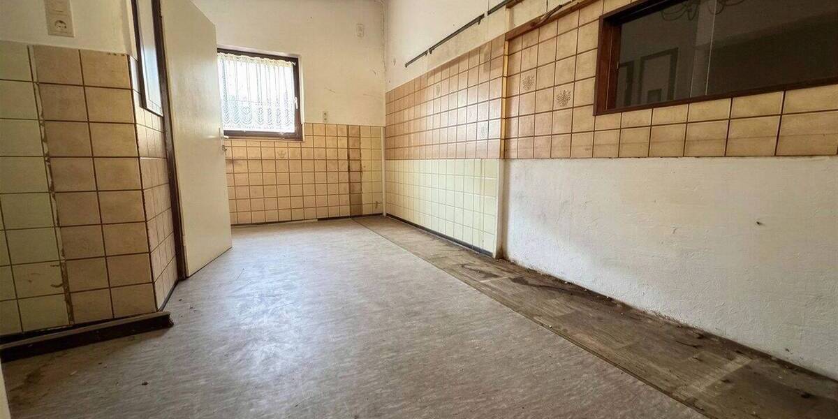 Bungalow Gelsenkirchen Ückendorf - 2 Zimmer, 151 m&sup2;, 150.000&euro; | Angebot:26919864