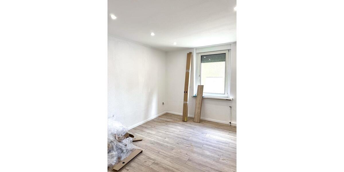 Erdgeschoßwohnung Waltrop - 4 Zimmer, 111 m&sup2;, 1.110&euro; | Angebot:25896651