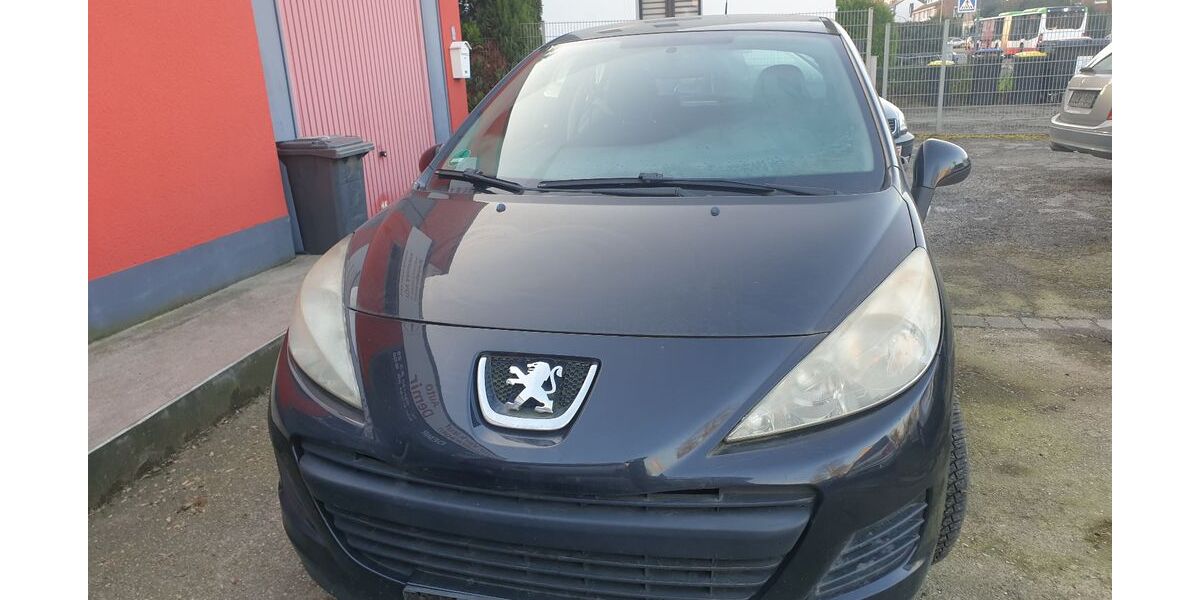 Peugeot 207 193.600 km 1.590 &euro; Dortmund 44328
