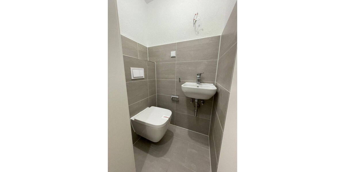 Etagenwohnung Mülheim Broich - 3 Zimmer, 76 m&sup2;, 460&euro; | Angebot:26527773
