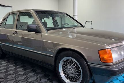 Mercedes-Benz 190 242.800 km 8.999 &euro; Dortmund 44319