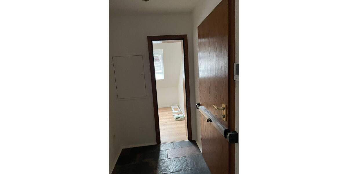 Etagenwohnung Bochum Harpen - 2 Zimmer, 83 m&sup2;, 187.500&euro; | Angebot:25835153