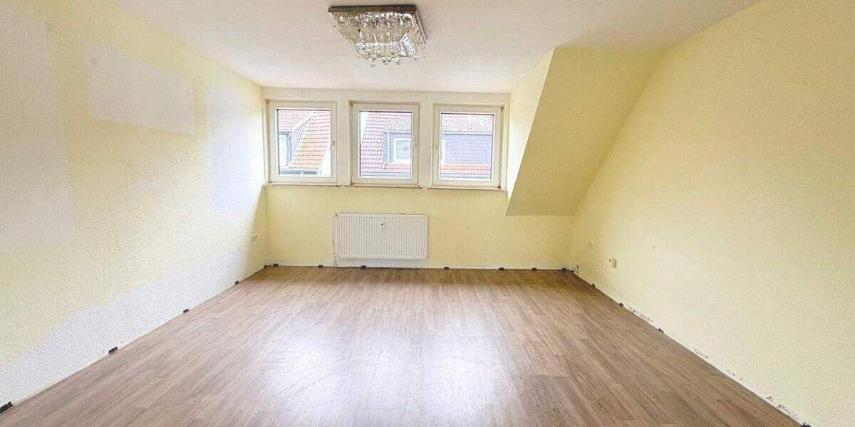 Etagenwohnung Gelsenkirchen Neustadt - 3 Zimmer, 80 m&sup2;, 490&euro; | Angebot:25679212