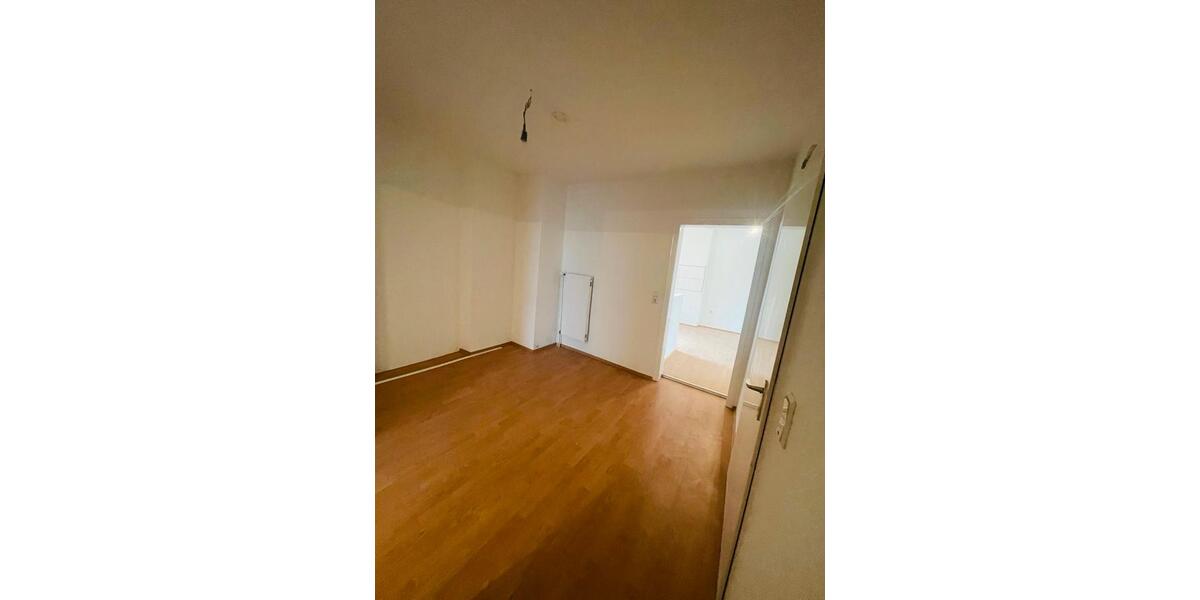 Erdgeschoßwohnung Dortmund Aplerbeck - 2.5 Zimmer, 77 m&sup2;, 800&euro; | Angebot:24731121
