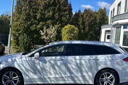Ford Mondeo 210.000 km 5.999 &euro; Essen 45326