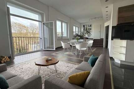 Wohnung Wuppertal - 2 Zimmer, 76 m&sup2;, 760&euro; | Angebot:25774101