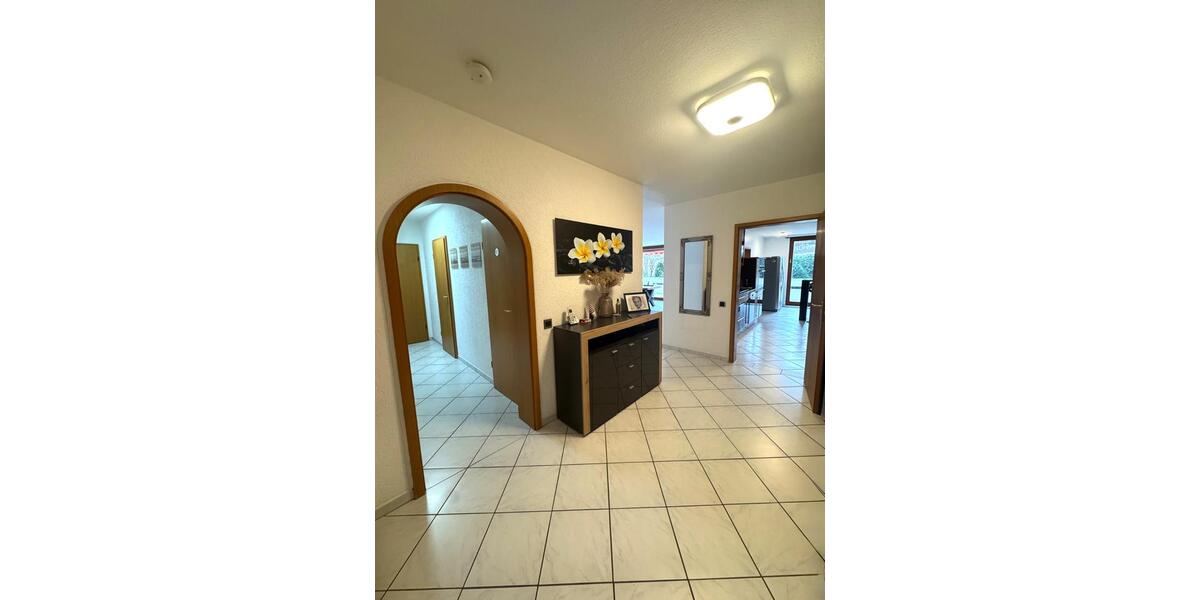 Etagenwohnung Ennepetal - 3 Zimmer, 148 m&sup2;, 1.184&euro; | Angebot:26030140