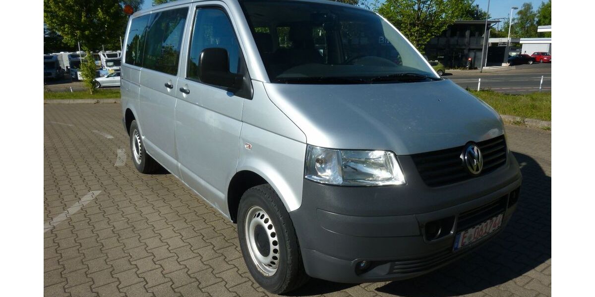 VW T5 Transporter 235.000 km 7.999 &euro; Essen 45144
