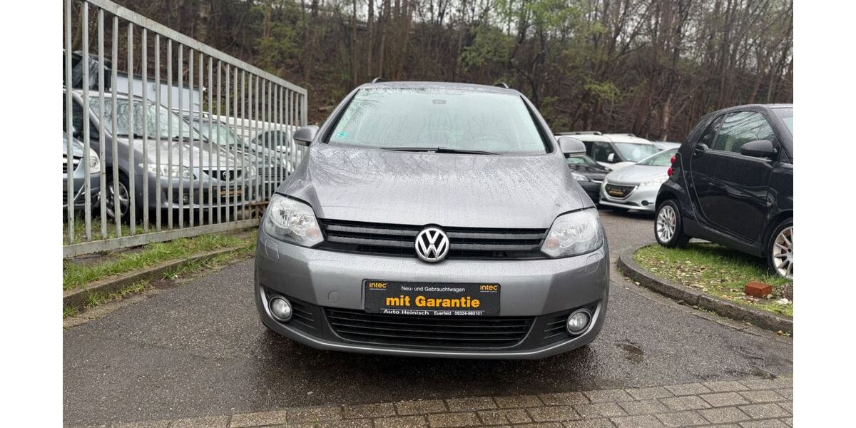 VW Golf 126.042 km 6.499 &euro; Essen 45145