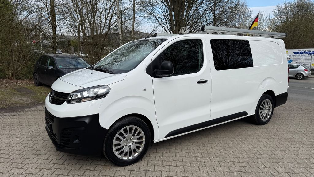 Opel Vivaro 98.000 km 19.900 &euro; Mülheim an der Ruhr 45472