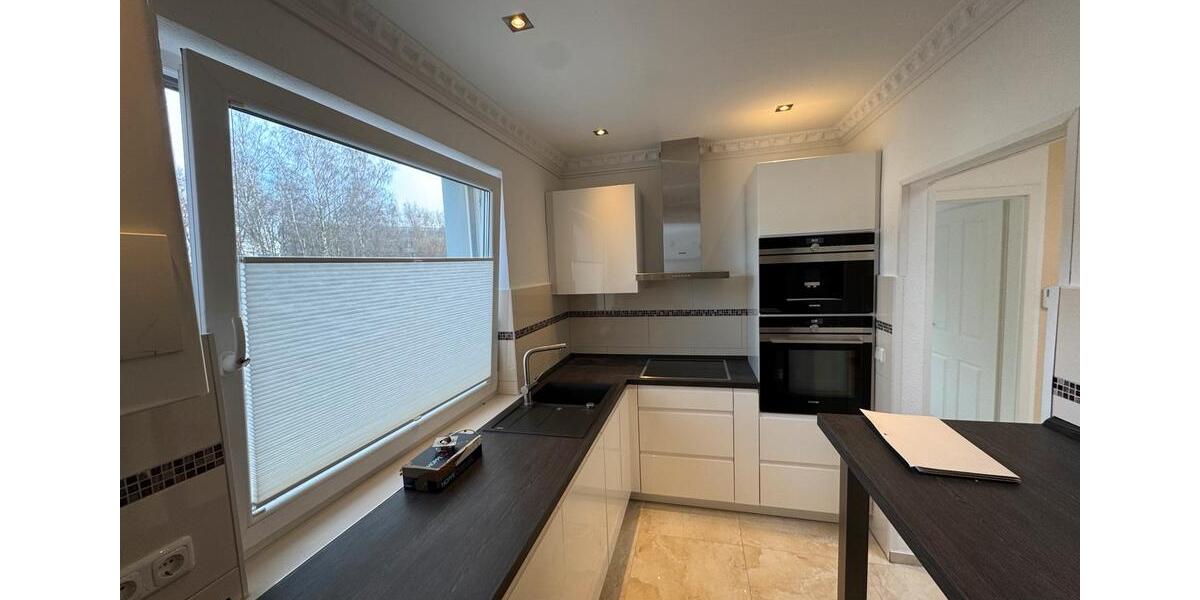 Etagenwohnung Essen Stadtbezirk IV - 3 Zimmer, 90 m&sup2;, 1.200&euro; | Angebot:24769216