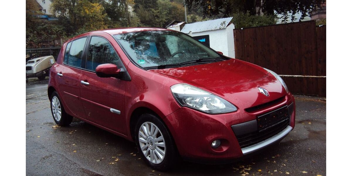 Renault Clio 120.000 km 3.300 &euro; Hagen 58091