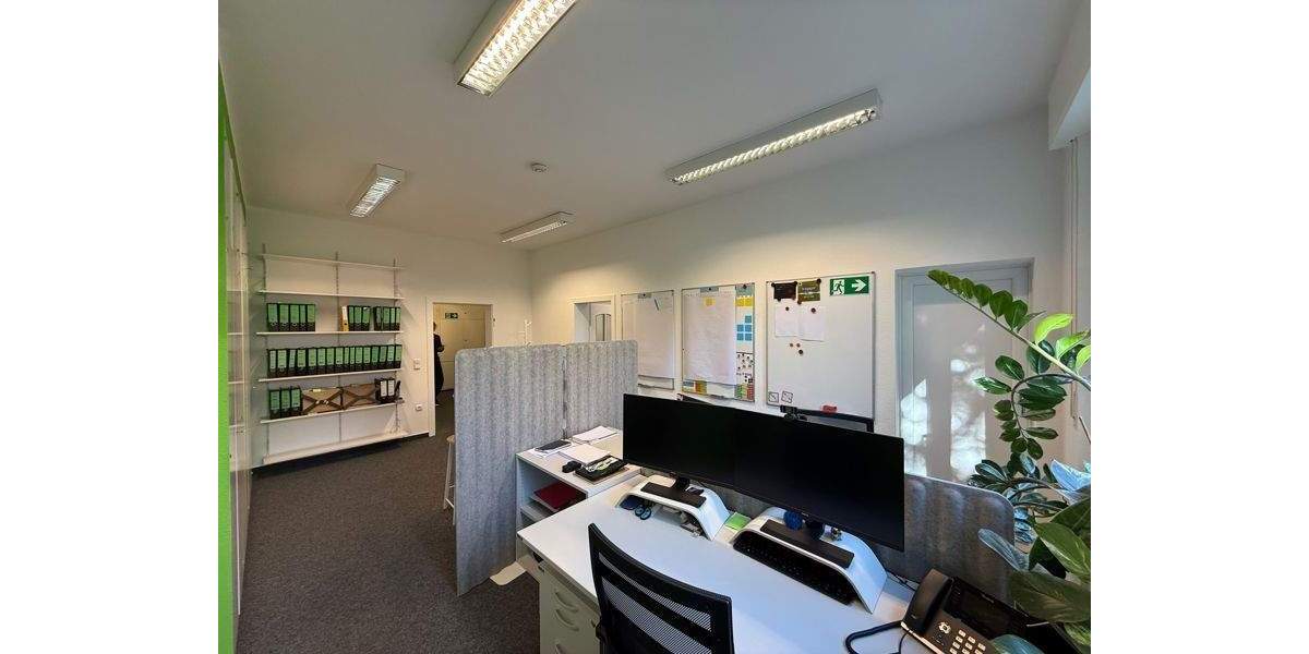 Gewerbeobjekt Essen Holsterhausen - 1.720&euro; | Angebot:25899800