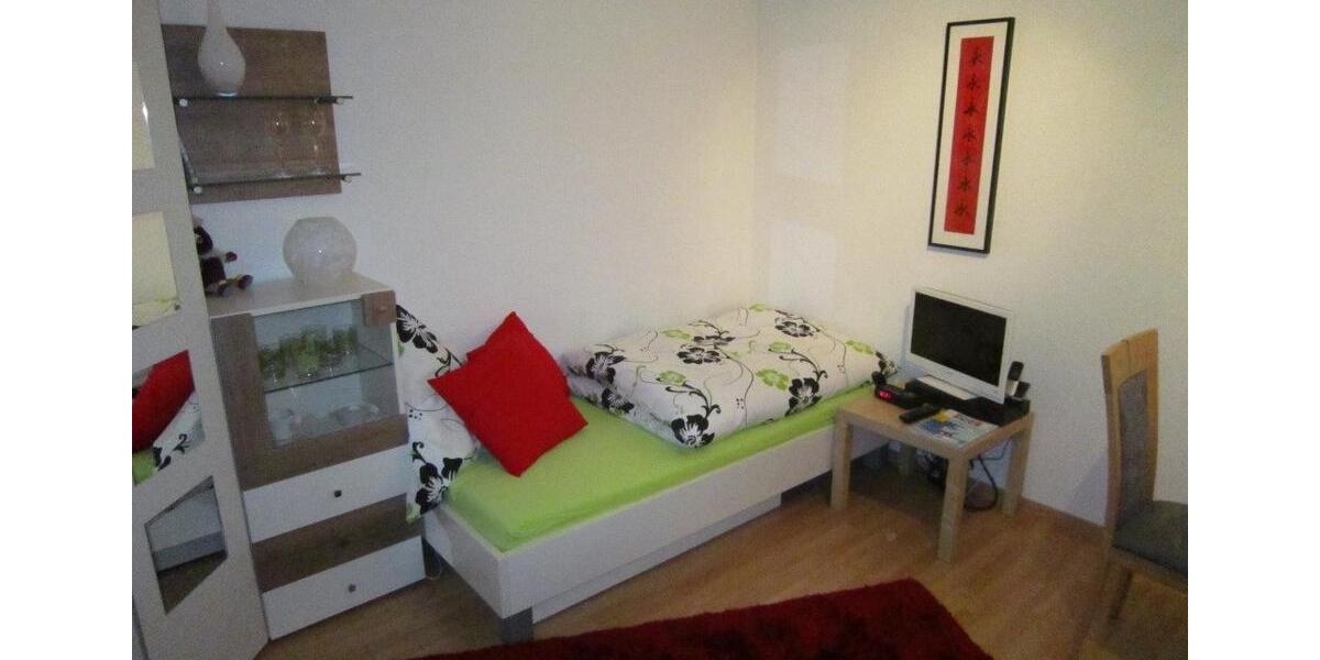 Etagenwohnung Bochum Laer - 1 Zimmer, 24 m&sup2;, 295&euro; | Angebot:26414778