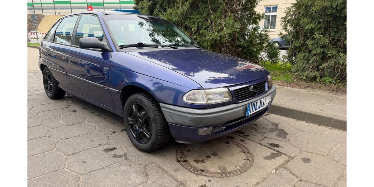 Opel Astra 127.000 km 999 &euro; Herten 45699
