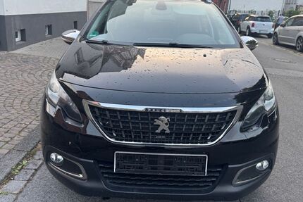 Peugeot 2008 74.000 km 7.999 &euro; Gelsenkirchen 45879