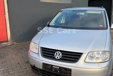 VW Touran 355.215 km 990 &euro; Bochum 44795