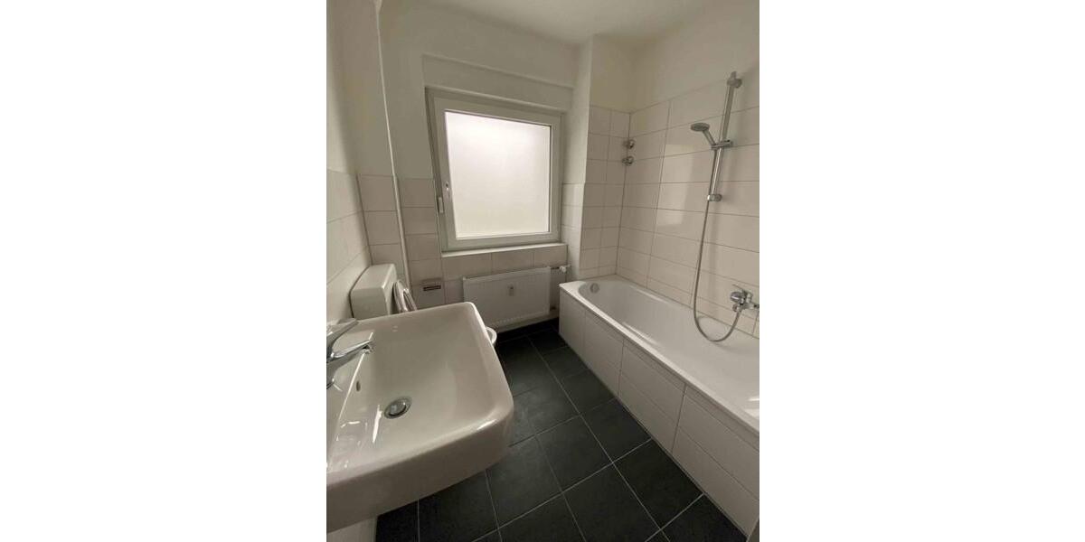 Erdgeschoßwohnung Essen Stadtbezirk VI - 1.5 Zimmer, 55 m&sup2;, 535&euro; | Angebot:24634692