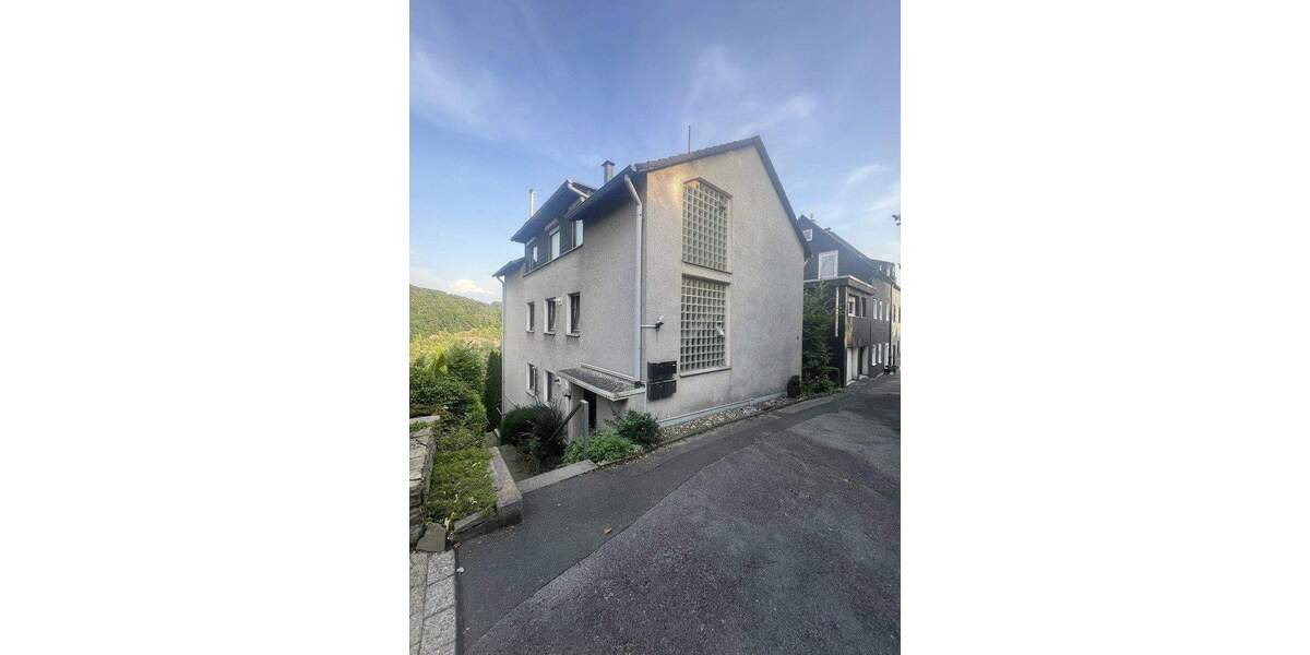 Etagenwohnung Gevelsberg - 3 Zimmer, 95 m&sup2;, 179.000&euro; | Angebot:25711070