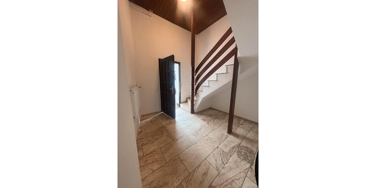 Etagenwohnung Gladbeck Brauck - 4 Zimmer, 100 m&sup2;, 1.050&euro; | Angebot:26560383