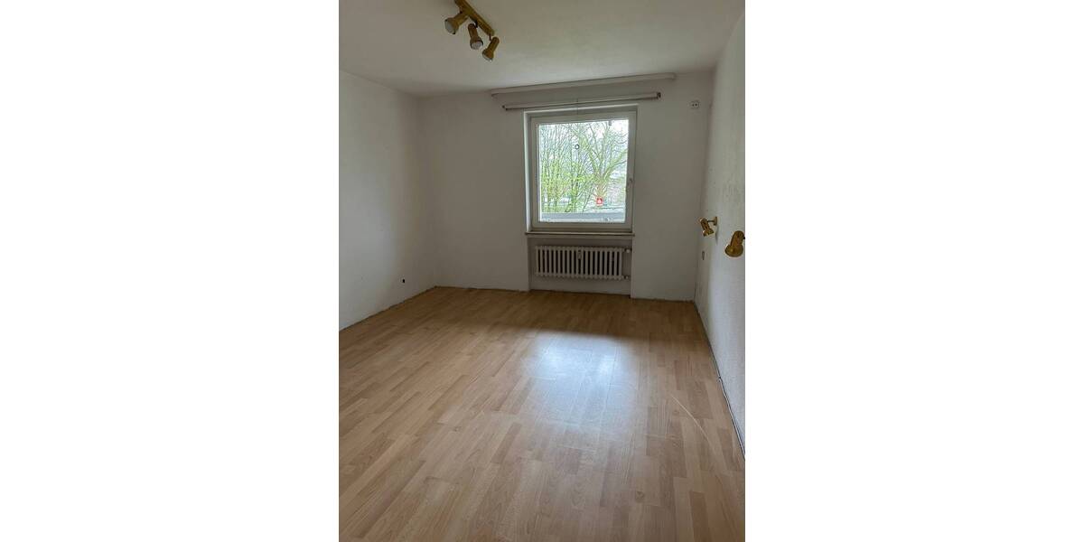 Etagenwohnung Bochum Laer - 3 Zimmer, 65 m&sup2;, 600&euro; | Angebot:26796563
