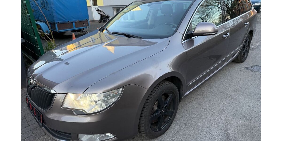 Skoda Superb 177.000 km 3.900 &euro; Schwerte 58239