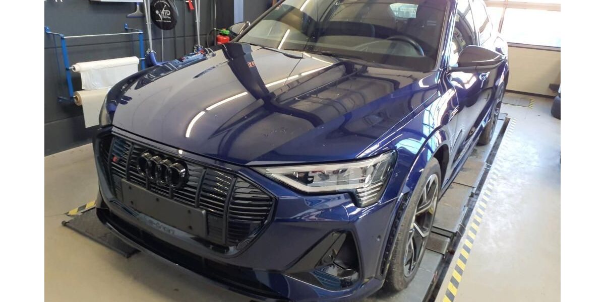 Audi e-tron 39.997 km 41.520 &euro; Hagen 58091