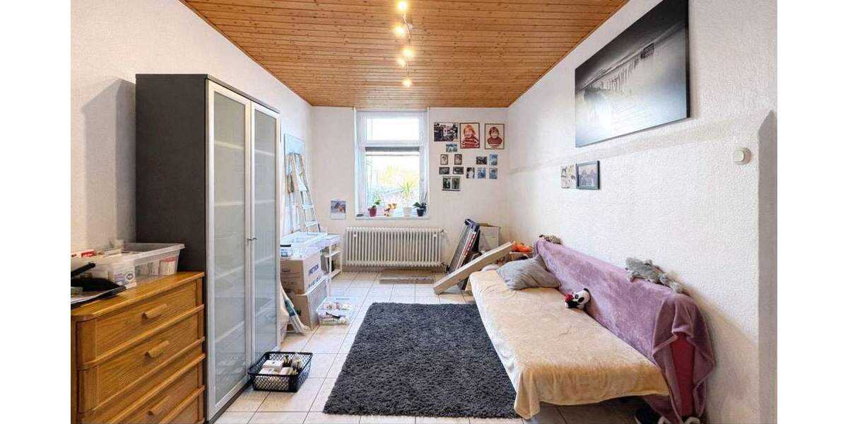 Etagenwohnung Gelsenkirchen Neustadt - 3 Zimmer, 80 m&sup2;, 550&euro; | Angebot:25970239