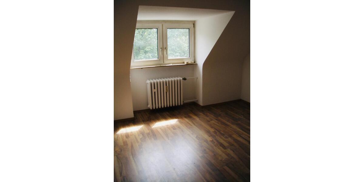Dachgeschoßwohnung Essen Stadtbezirk V - 2.5 Zimmer, 54 m&sup2;, 375&euro; | Angebot:25251464