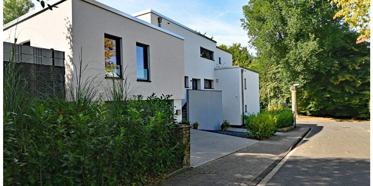 Einfamilienhaus Essen Bredeney - 1 Zimmer, 330 m&sup2;, 5.500&euro; | Angebot:25663258