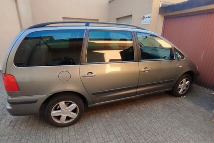 Seat Alhambra 281.000 km 3.300 &euro; Herne 44623