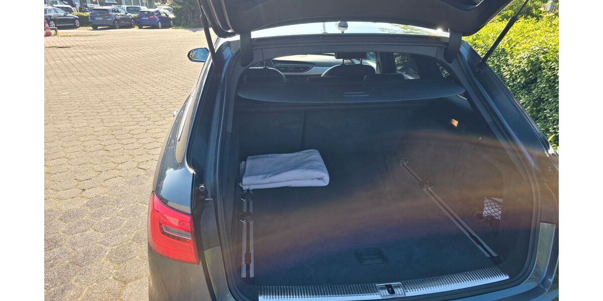 Audi A6 276.000 km 12.300 &euro; Essen 45257