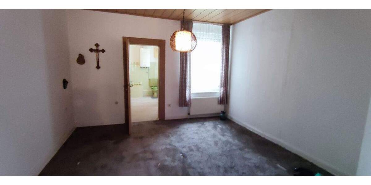 Mehrfamilienhaus, Wohnhaus Recklinghausen Hochlar - 9 Zimmer, 225 m&sup2;, 290.000&euro; | Angebot:25661193
