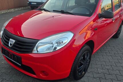 Dacia Sandero 144.000 km 1.700 &euro; Bottrop 46238