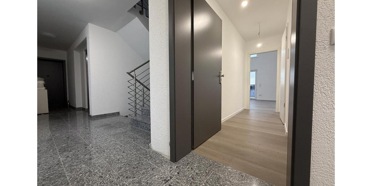 Einfamilienhaus Gelsenkirchen Gelsenkirchen-Mitte - 3.5 Zimmer, 164 m&sup2;, 2.500&euro; | Angebot:25416445