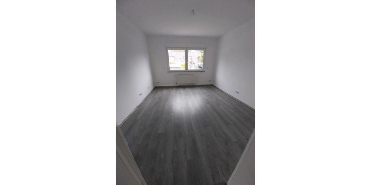 Erdgeschoßwohnung Essen Stadtbezirk V - 2 Zimmer, 49 m&sup2;, 700&euro; | Angebot:25158364