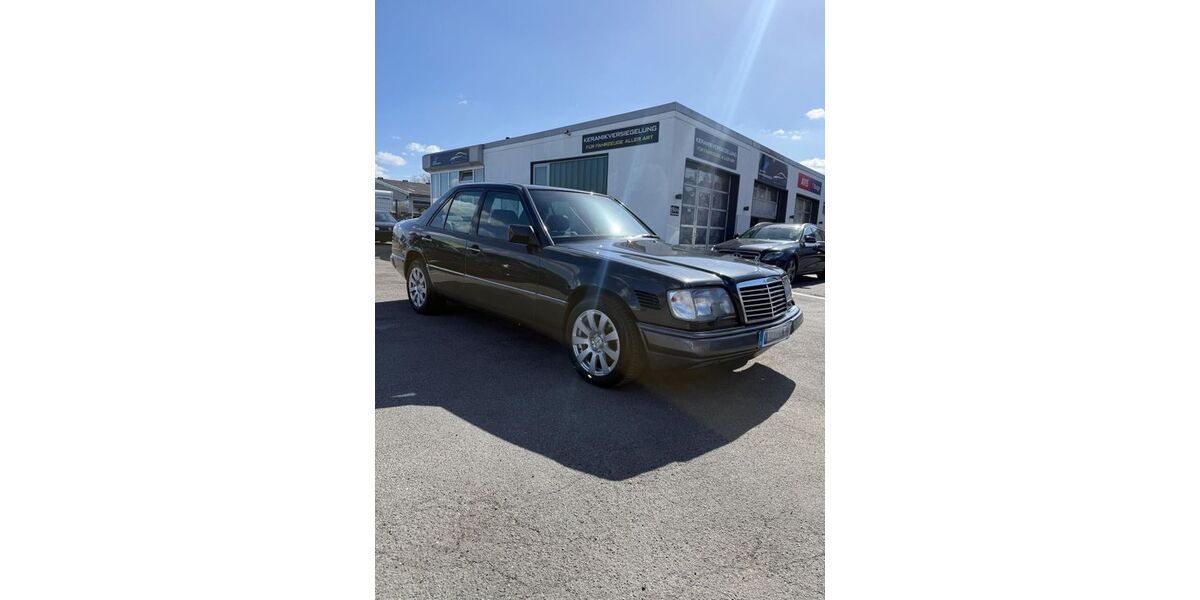 Mercedes-Benz E 300 247.000 km 17.990 &euro; Oberhausen 46149