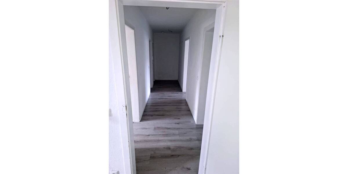 Etagenwohnung Gelsenkirchen Beckhausen - 3 Zimmer, 75 m&sup2;, 420&euro; | Angebot:26487849