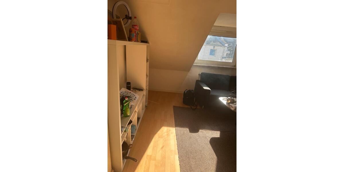 Dachgeschoßwohnung Gelsenkirchen Gelsenkirchen-Mitte - 2 Zimmer, 39 m&sup2;, 402&euro; | Angebot:25366827