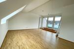 Dachgeschoßwohnung Essen Stadtbezirk IV - 3 Zimmer, 80 m&sup2;, 844&euro; | Angebot:25920220