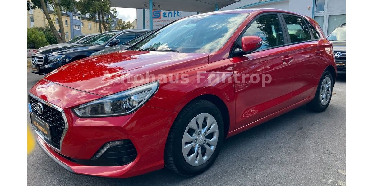 Hyundai i30 61.350 km 13.000 &euro; Essen 45359