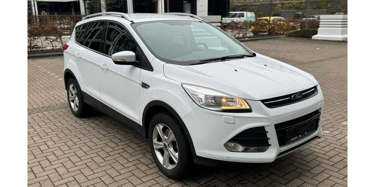 Ford Kuga 111.912 km 10.750 &euro; Gelsenkirchen 45884