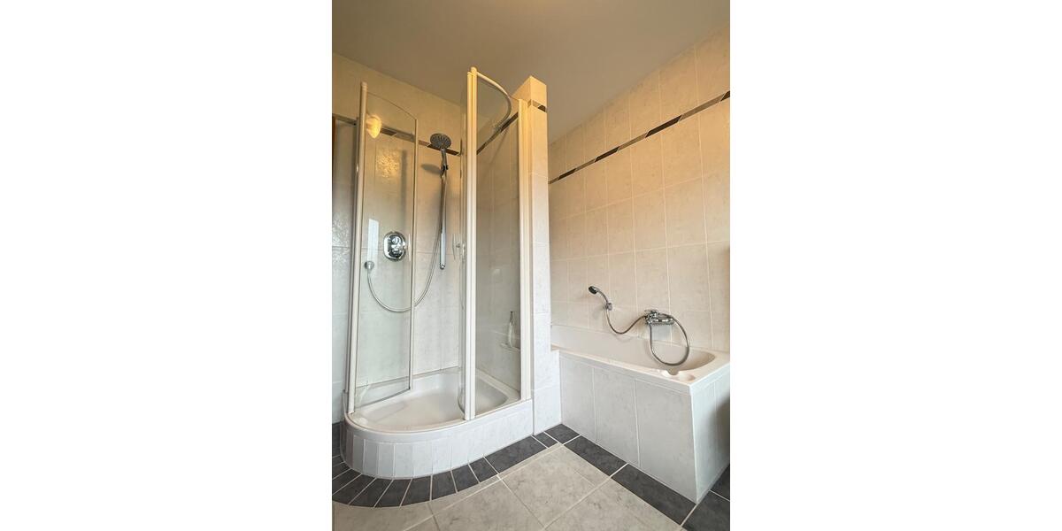Doppelhaushälfte Schermbeck - 5 Zimmer, 185 m&sup2;, 1.600&euro; | Angebot:26533130