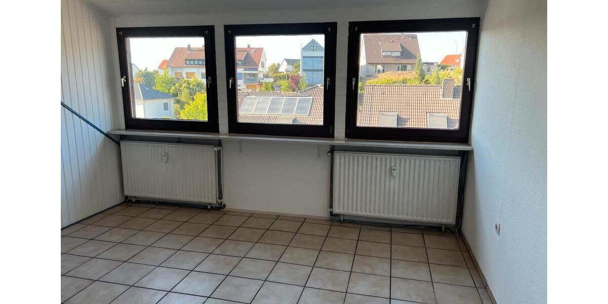 Dachgeschoßwohnung Ennepetal - 2.5 Zimmer, 100 m&sup2;, 980&euro; | Angebot:25903473