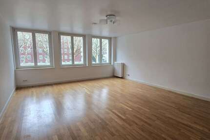 Wohnung Dortmund Innenstadt West - 2 Zimmer, 96 m&sup2;, 960&euro; | Angebot:25601950