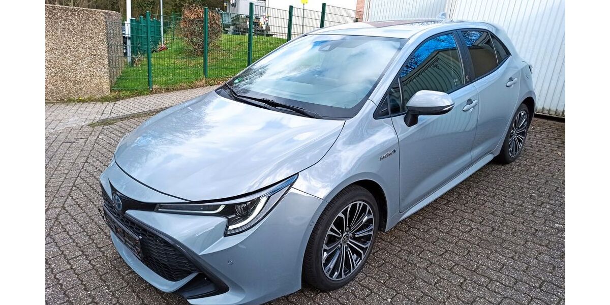 Toyota Corolla 78.500 km 15.490 &euro; Mülheim 45476