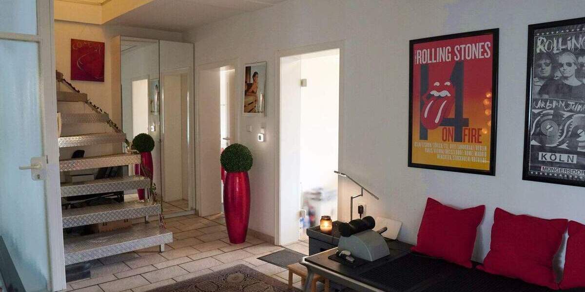 Doppelhaushälfte Lünen Wethmar - 8 Zimmer, 145 m&sup2;, 350.000&euro; | Angebot:25743668